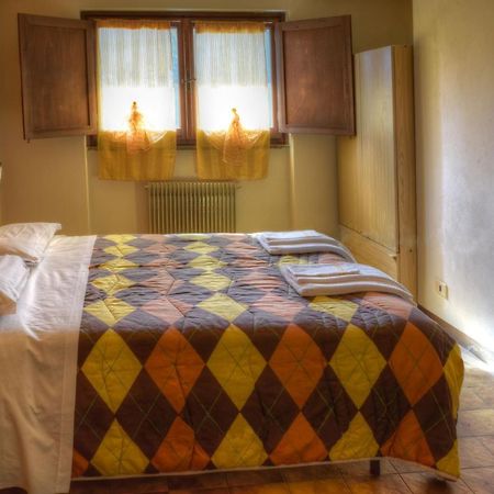 Albergo Rifugio Montecucco Piampaludo ภายนอก รูปภาพ